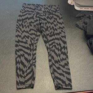 lululemon athletica Black and Gray Patterned Leggings